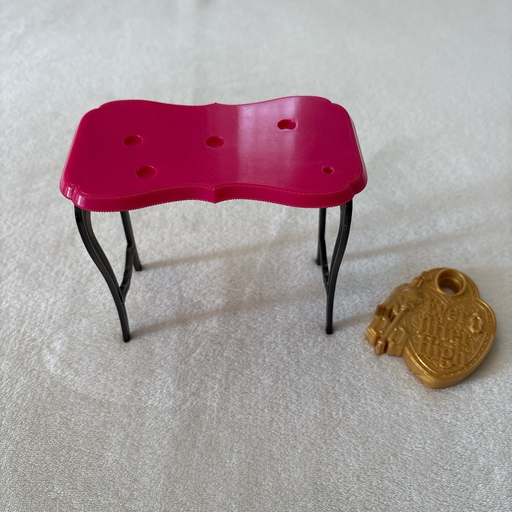 Ever After High Lot of 2 Table and Base of Stand